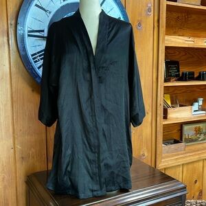 VICTORIA SECRET BLACK ROBE SZ XS